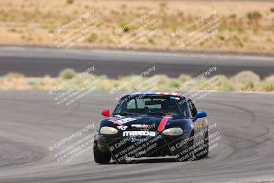 media/May-31-2025-CalClub SCCA (Sat) [[2c1a04e1ee]]/Qualifying/Group 5/Turn 4/
